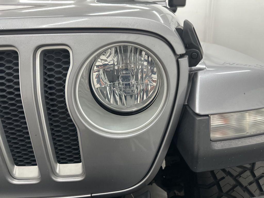 2020 Jeep Wrangler Unlimited Sahara photo 24