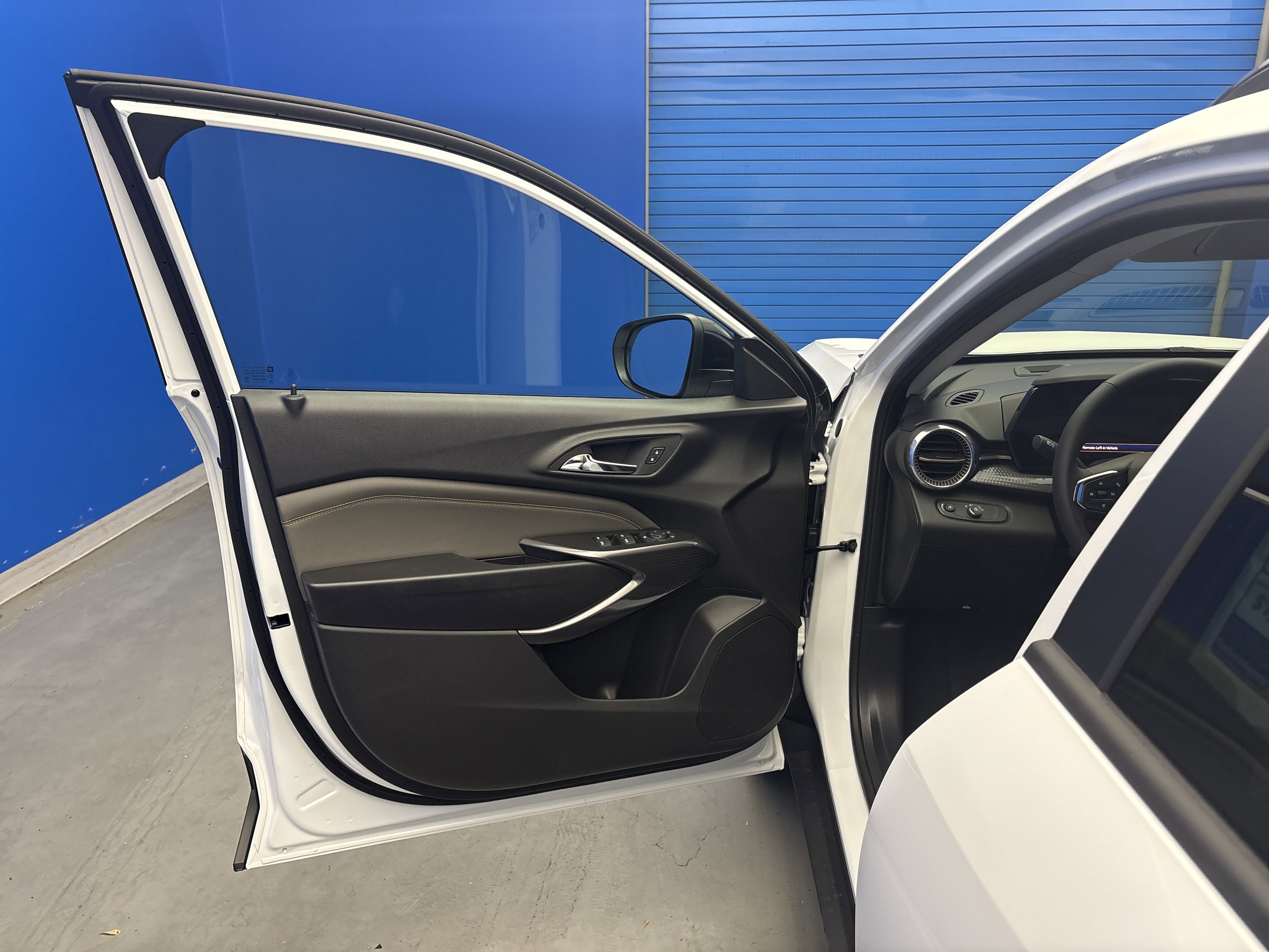 2026 Chevrolet Trax ACTIV photo 8