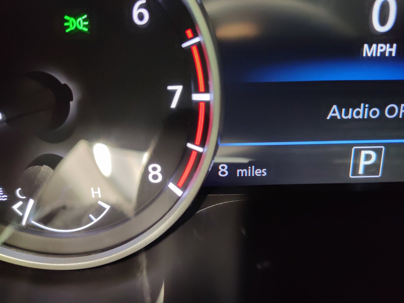 2025 Nissan Sentra SV photo 2