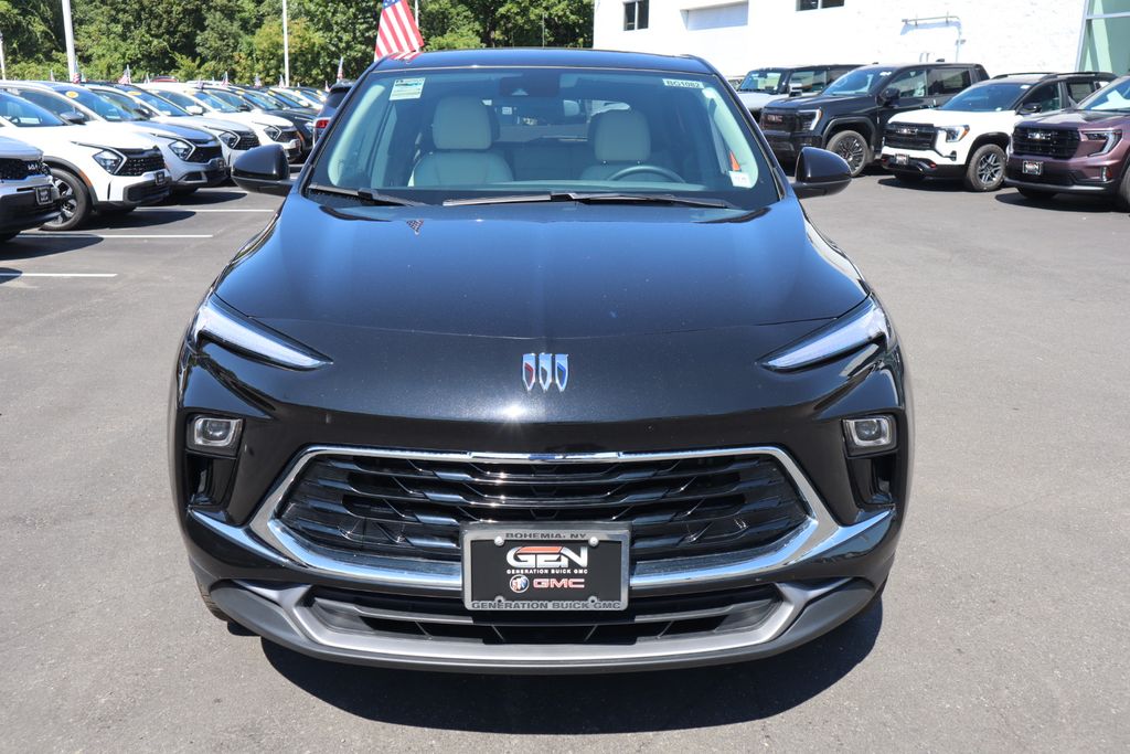 2025 Buick Encore GX Preferred photo 2