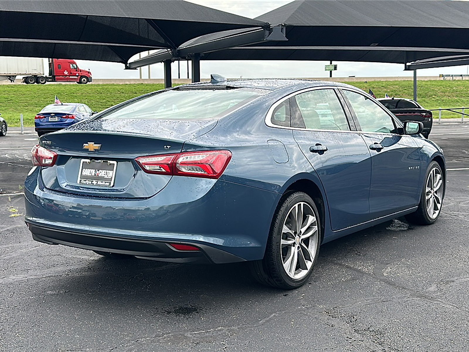 Used 2024 Lakeshore Blue Metallic CHEVROLET LT image 8