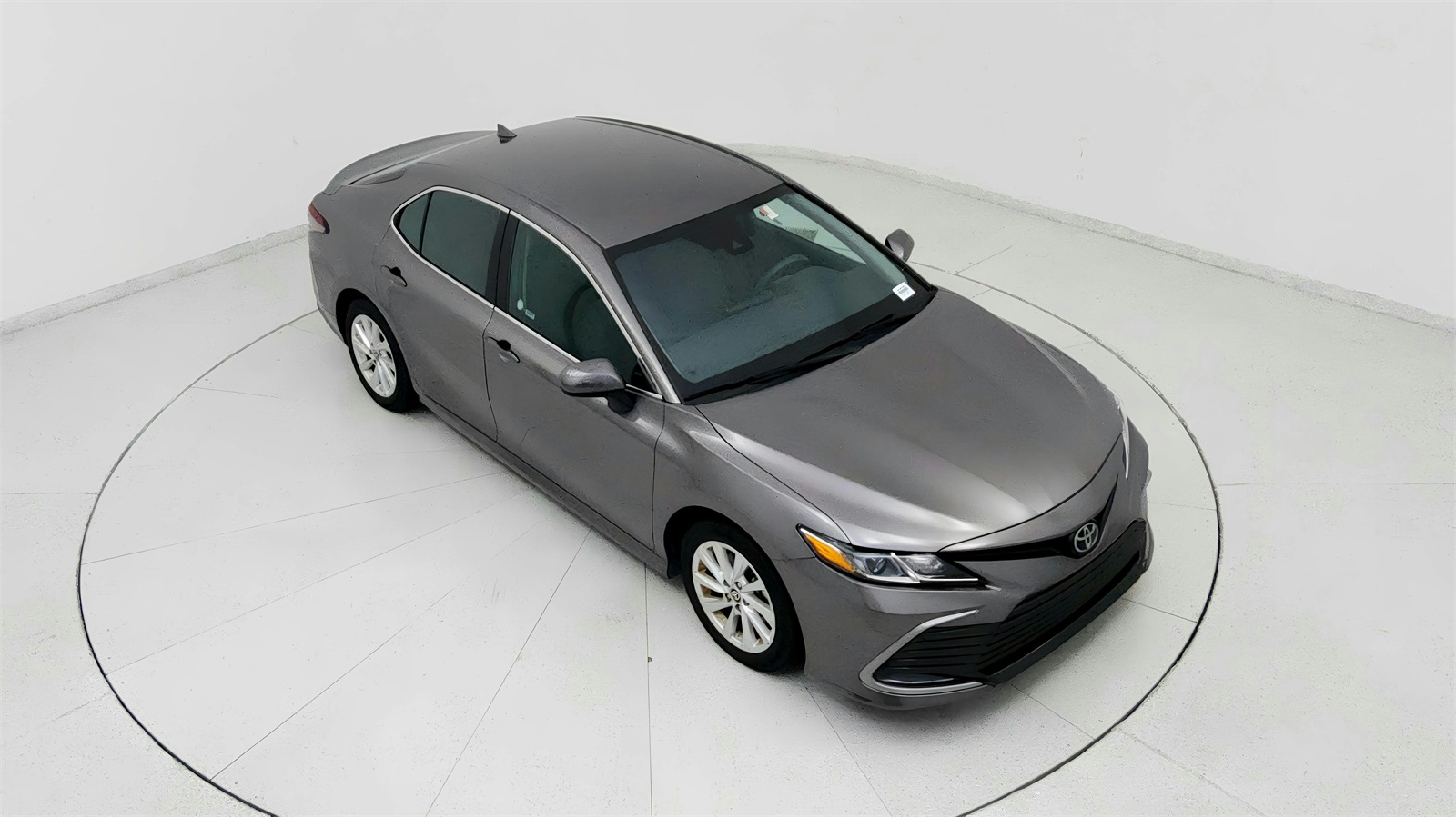 2024 Toyota Camry LE photo 13