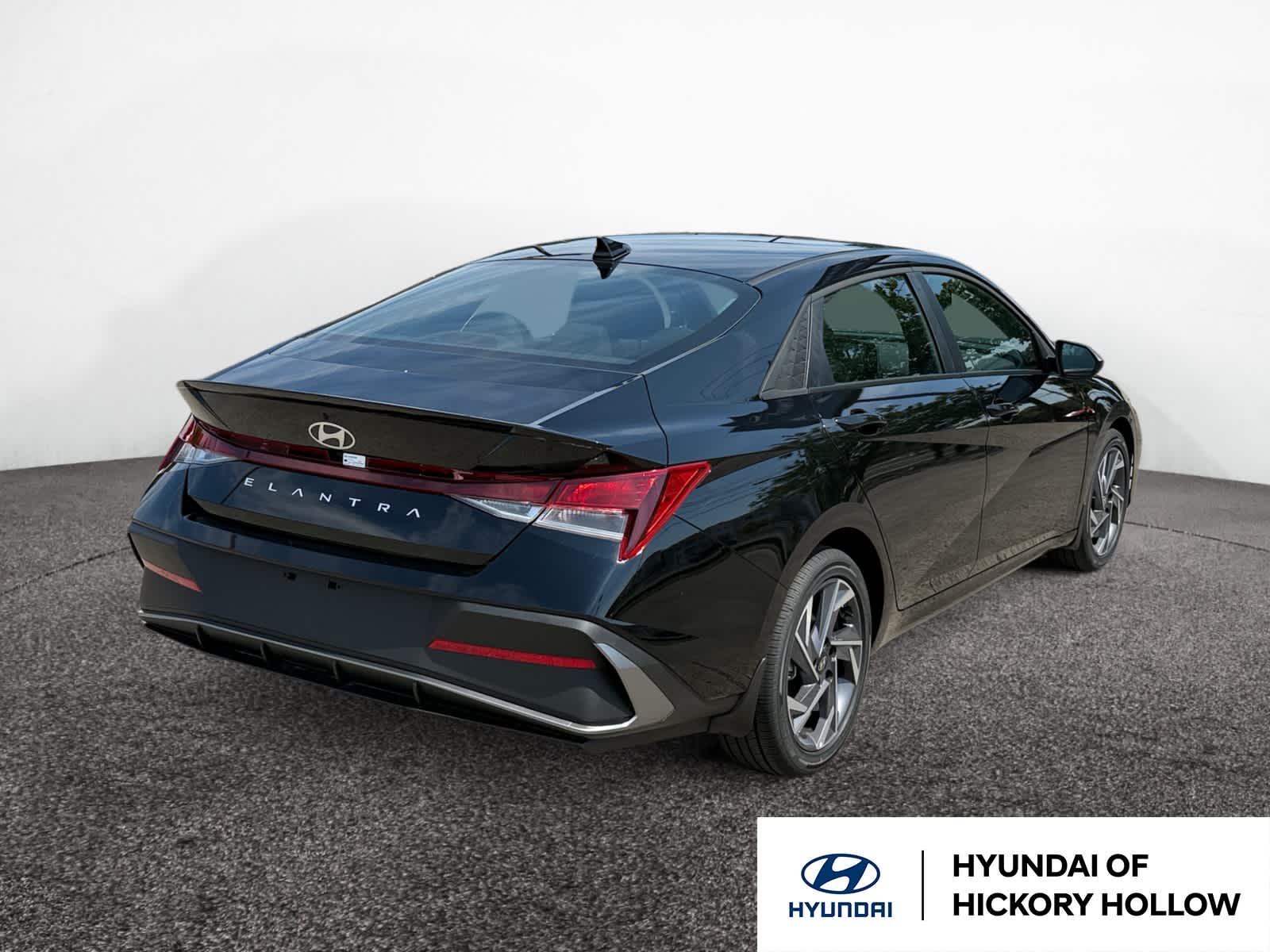 2025 Hyundai Elantra SEL Sport photo 5