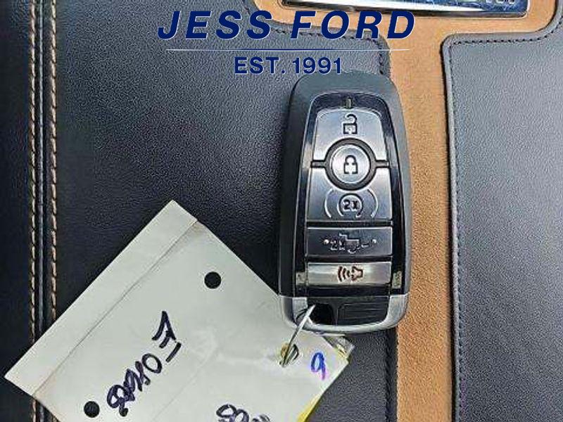 2024 Ford F-450 Platinum photo 9