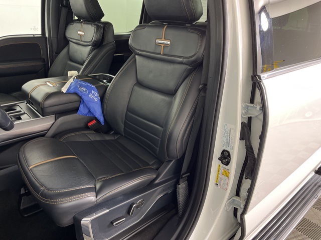 2021 Ford F-150 Platinum photo 11