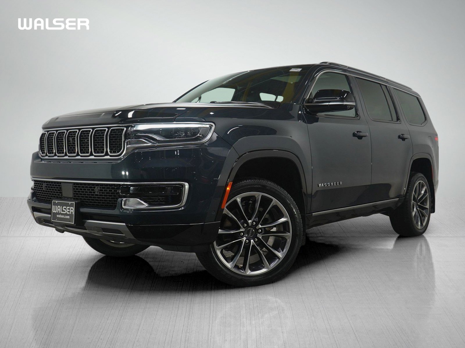 2023 Jeep Wagoneer Series III's photo