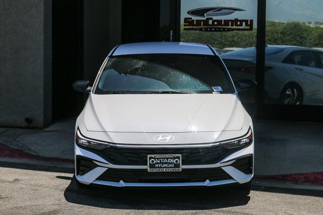 New 2025 Serenity White Hyundai SEL Sport image 31