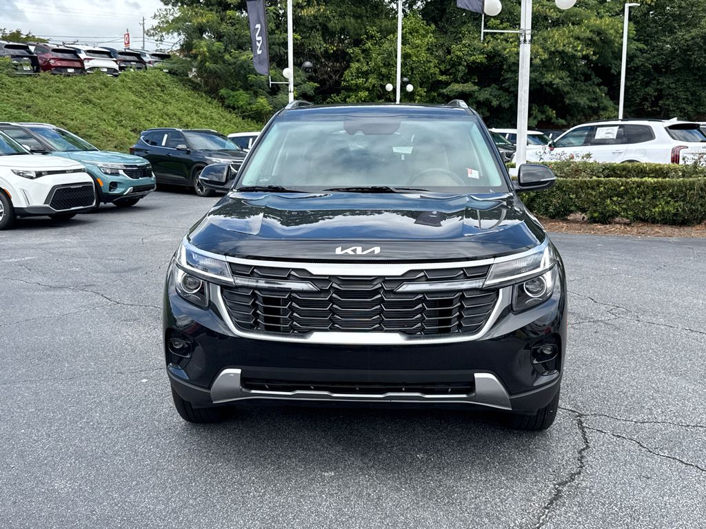 2025 Kia Seltos EX photo 7