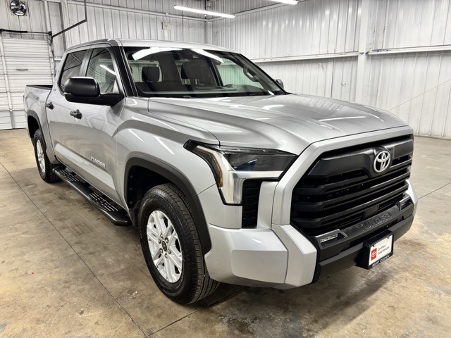 2024 Toyota Tundra SR5's photo