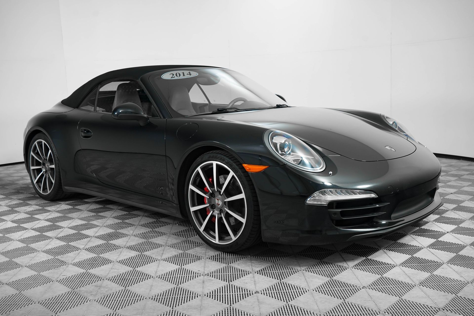 2014 Porsche 911 4S photo 2