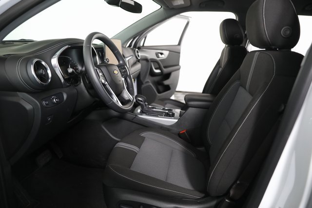 2025 Chevrolet Blazer 2LT photo 4