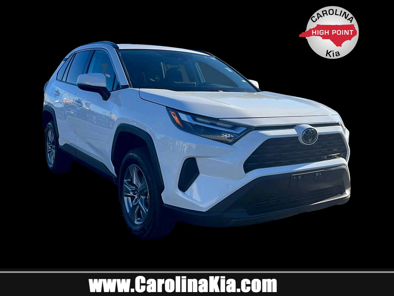 2024 Toyota RAV4 XLE's photo