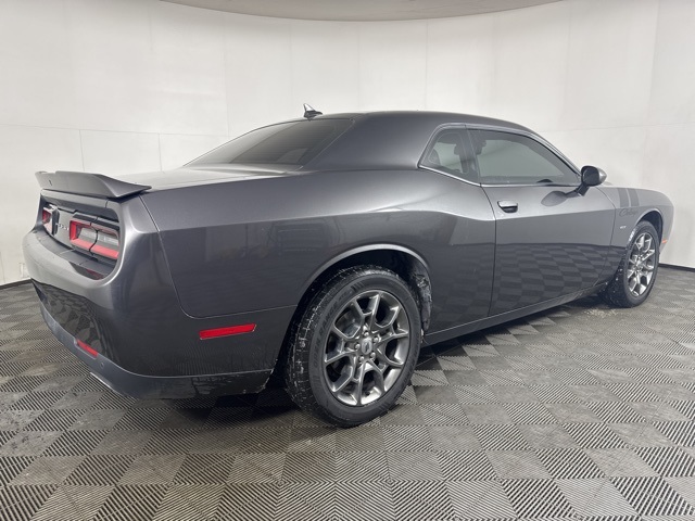 2017 Dodge Challenger GT photo 3
