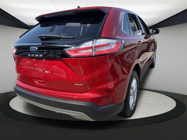 2024 Ford Edge SEL photo 5