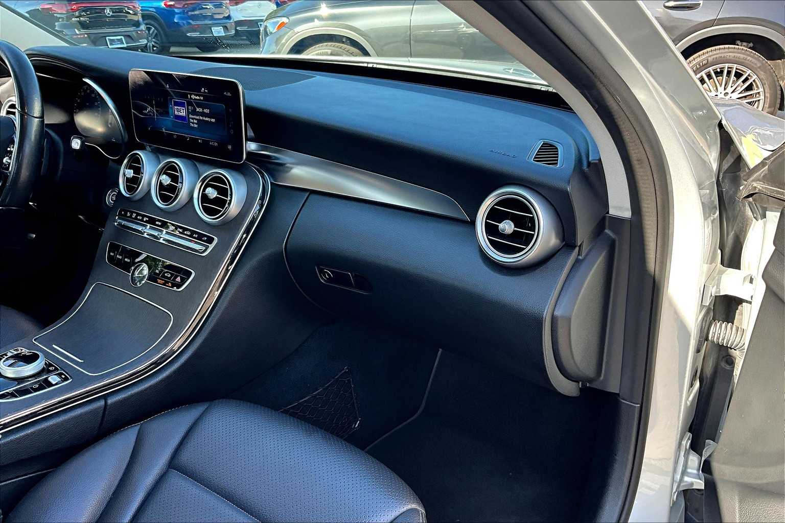 2021 Mercedes Benz C 300 photo 17