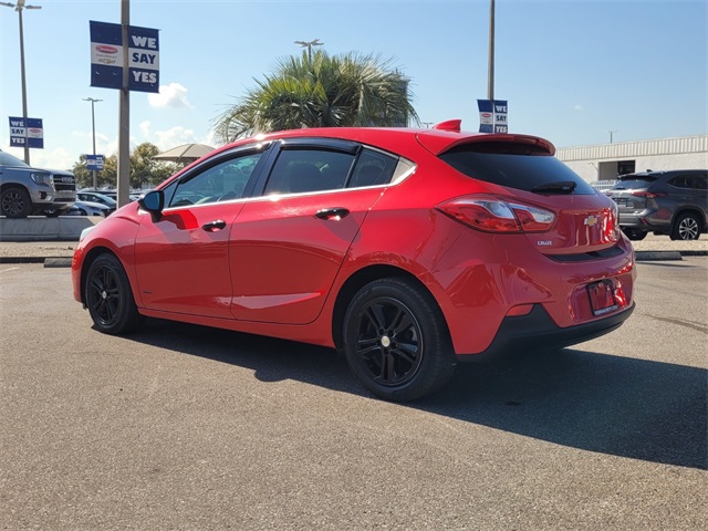 2017 Chevrolet Cruze LT photo 4