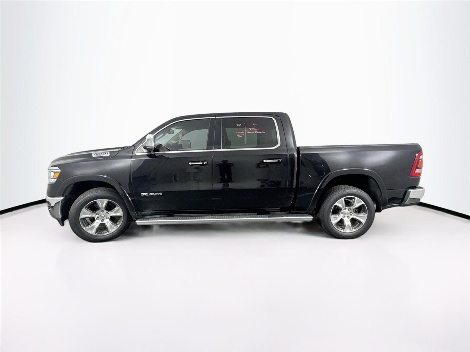 2019 Ram 1500 Laramie photo 9