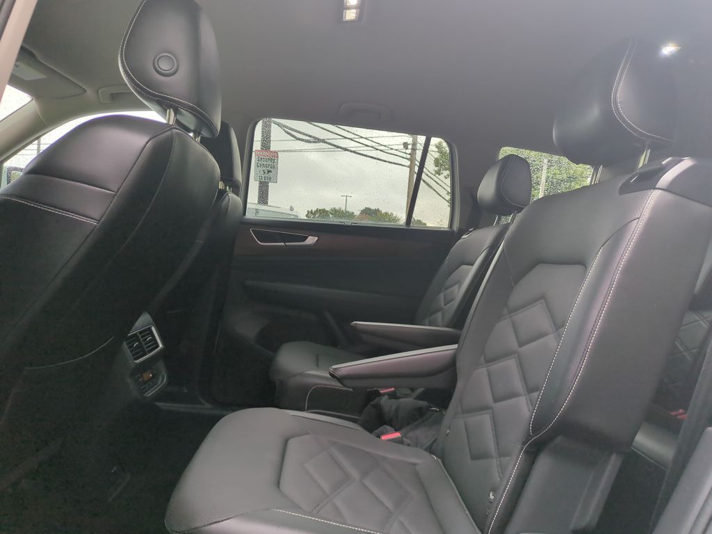 2024 Volkswagen Atlas SE Technology photo 21