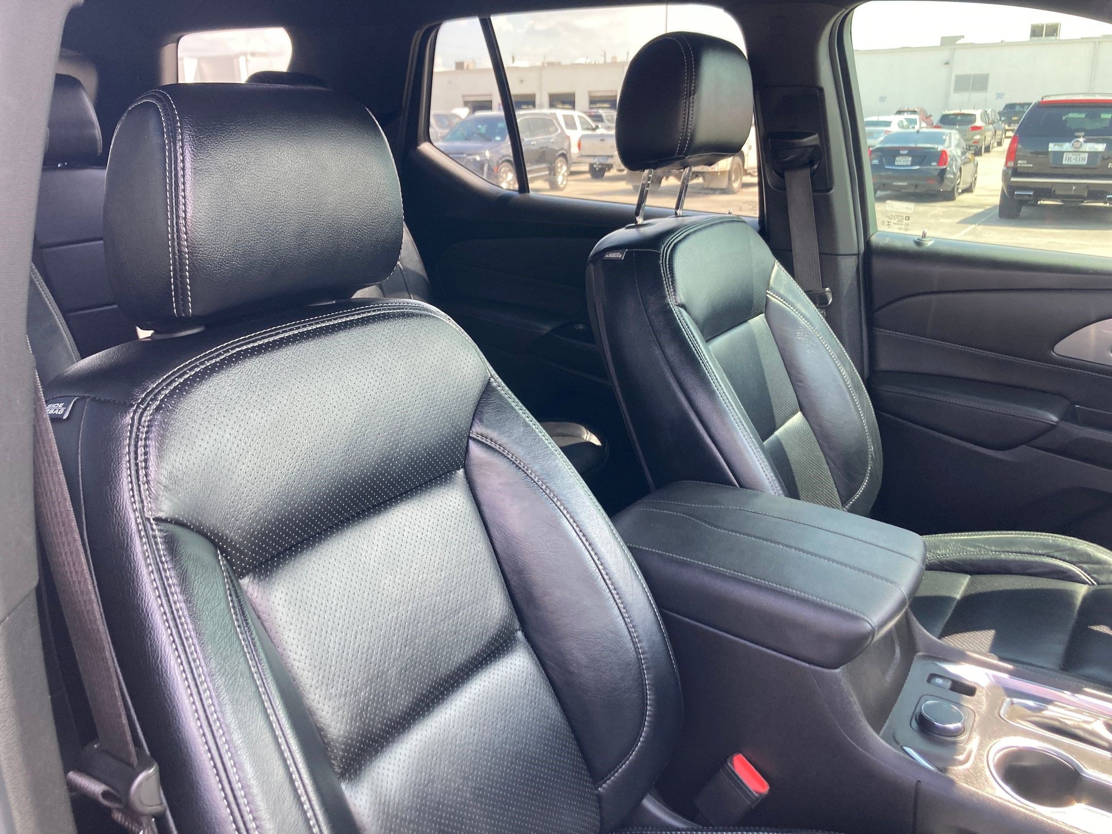 2023 Chevrolet Traverse Cloth photo 25