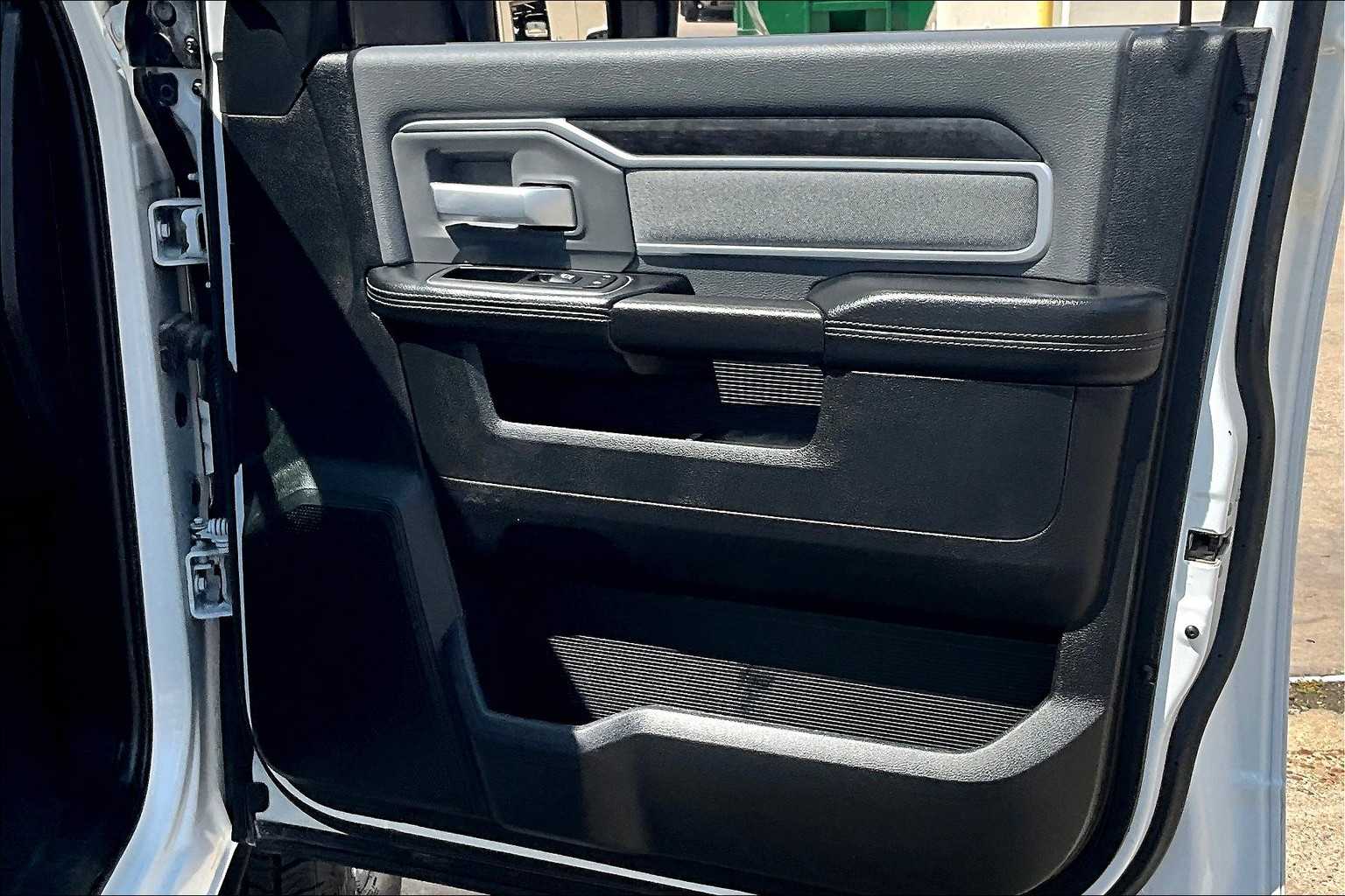 2023 Ram 2500 Big Horn photo 22