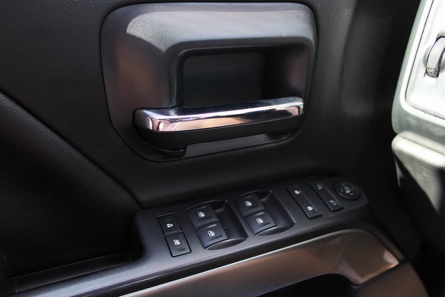 2015 Chevrolet Silverado 2500HD LT photo 20