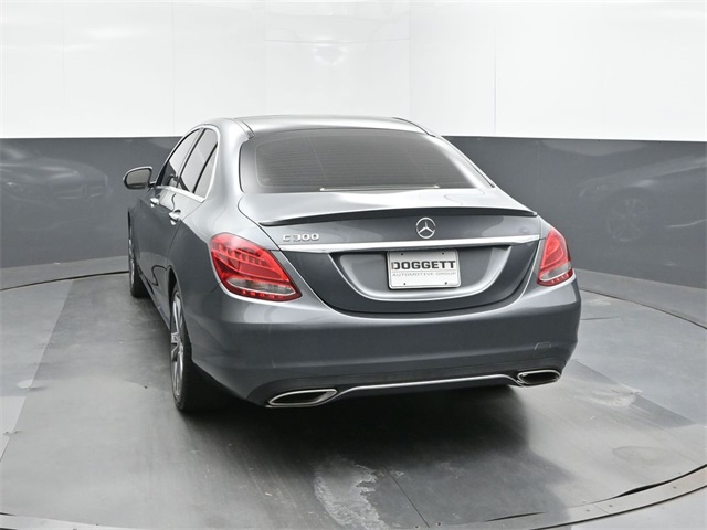 2017 Mercedes Benz C 300 photo 4
