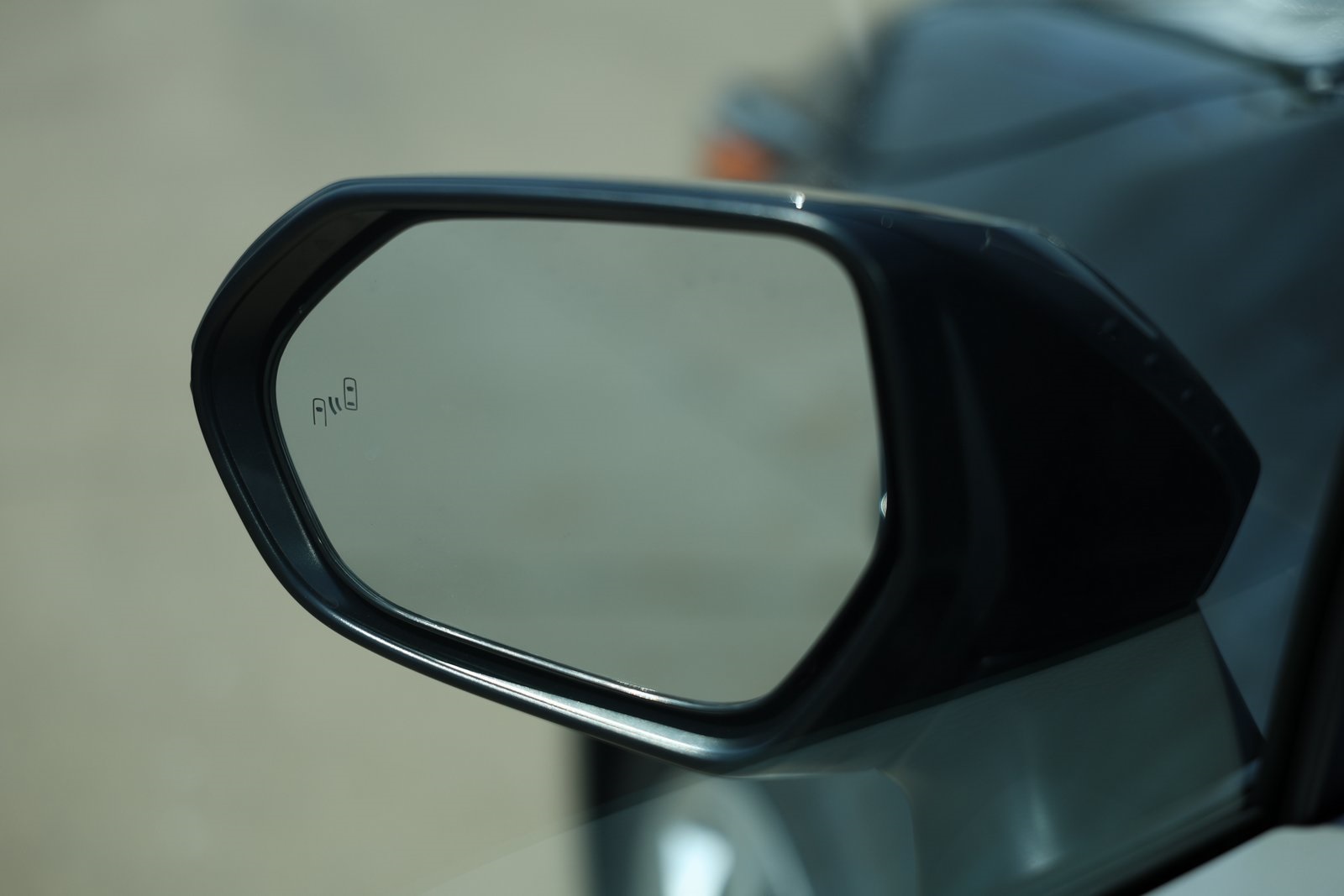 2026 Toyota Corolla LE photo 3