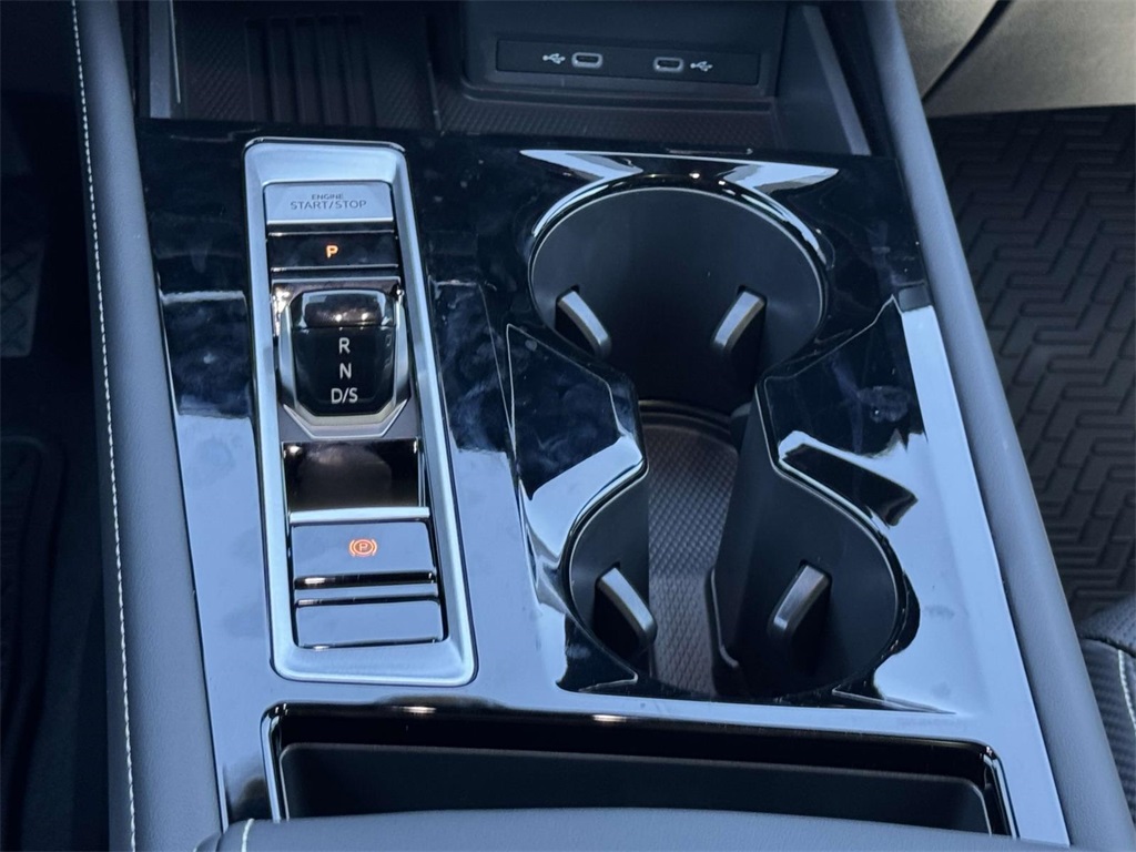 2026 Volkswagen Atlas Cross Sport SE Technology photo 20