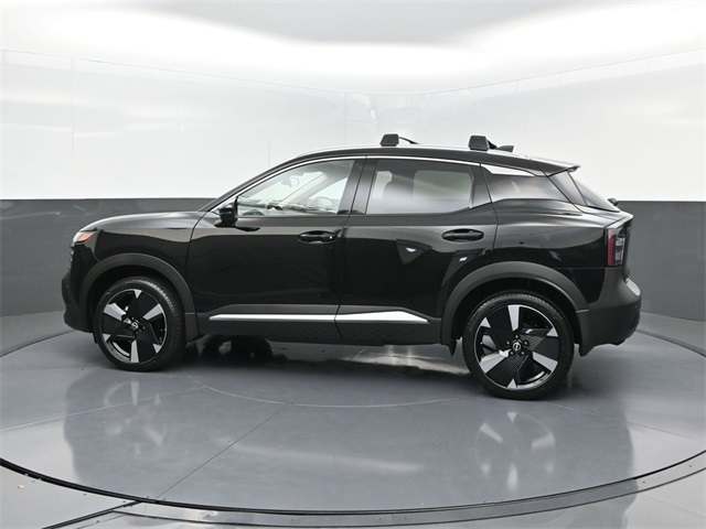 2025 Nissan Kicks SR photo 3