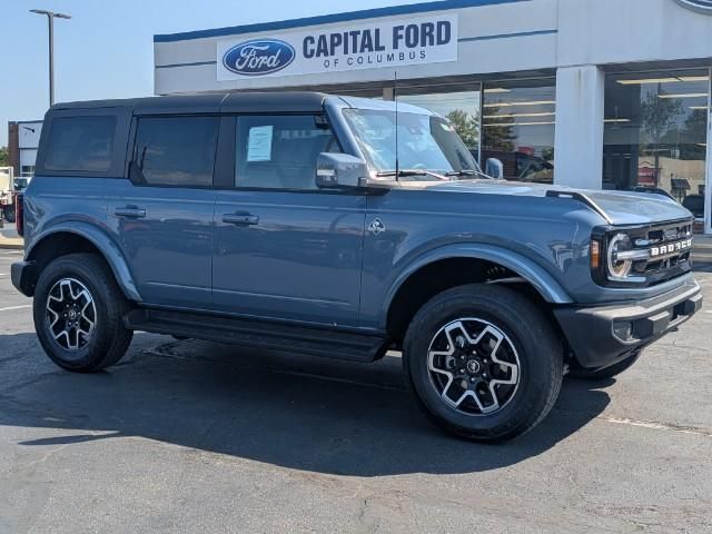 2025 Ford Bronco Outer Banks photo 30