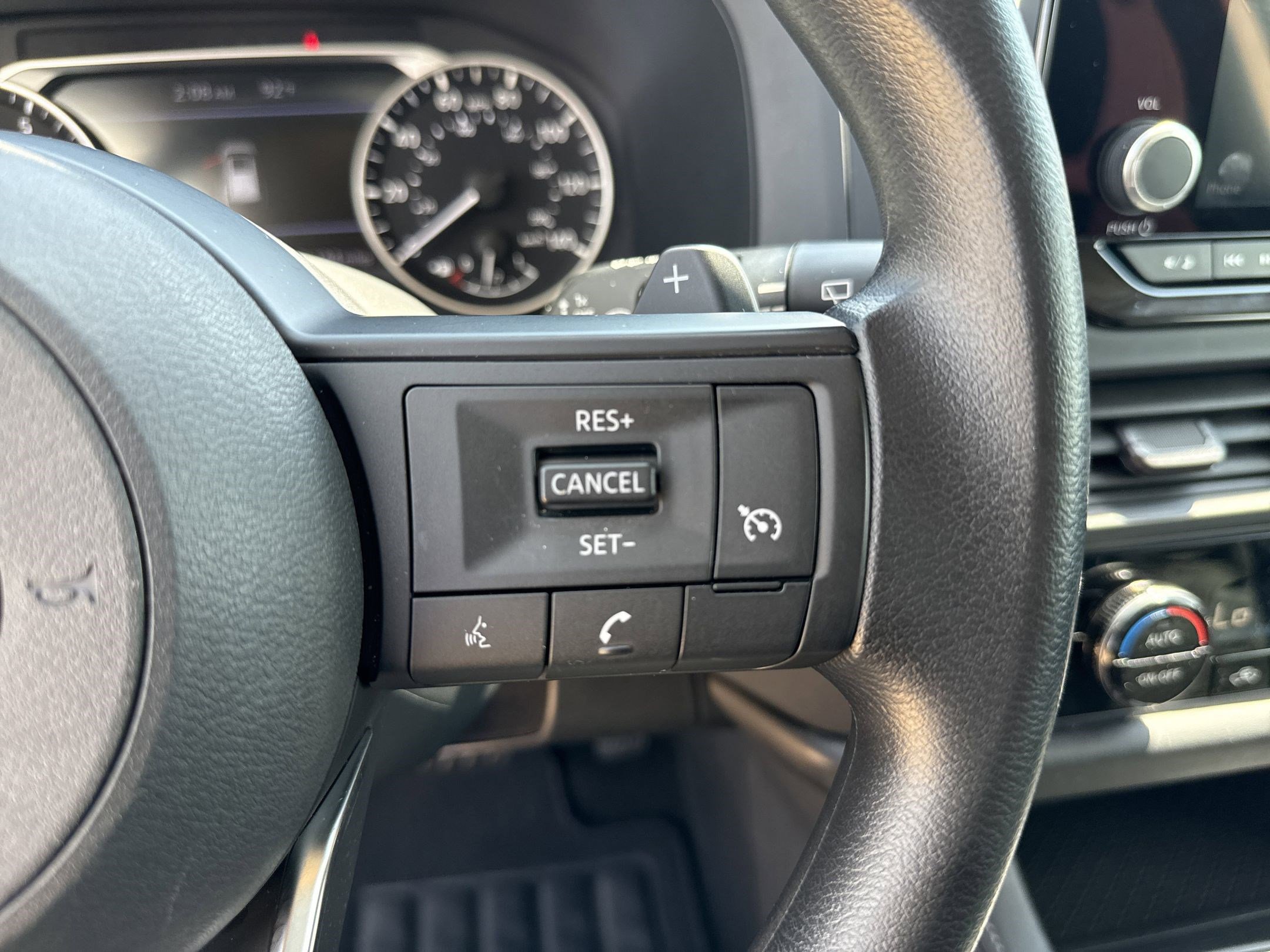 2023 Nissan Pathfinder S photo 21