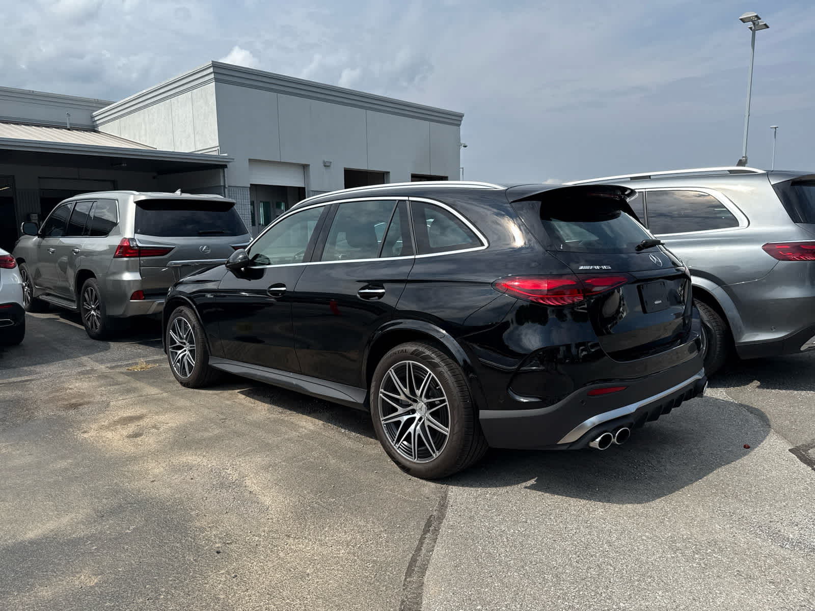 2025 Mercedes Benz GLC AMG 43 4MATIC photo 3
