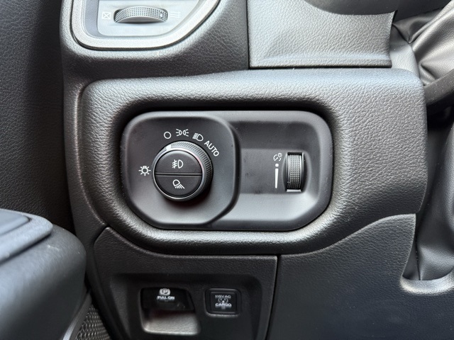 2025 Ram 1500 Warlock photo 22