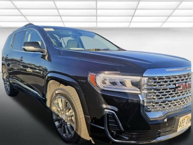 2023 GMC Acadia Denali's photo