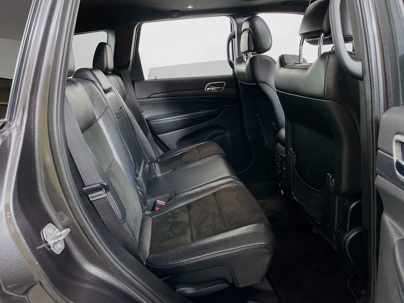 2019 Jeep Grand Cherokee Altitude photo 25