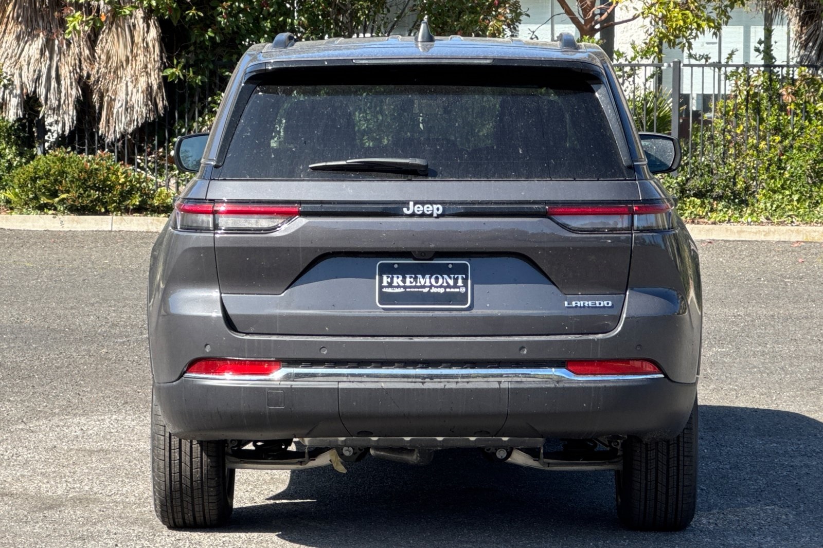 2025 Jeep Grand Cherokee Laredo X photo 4