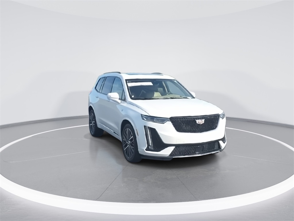 2023 Cadillac XT6 Sport photo 3