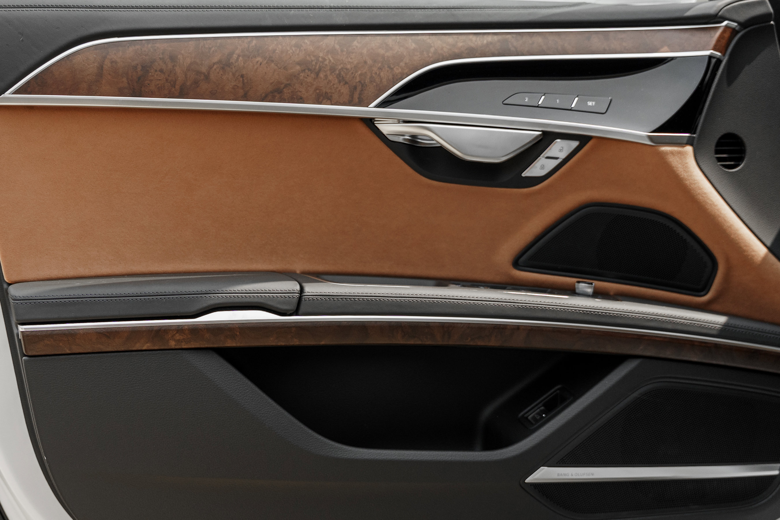 2025 Audi A8 L Quattro photo 18