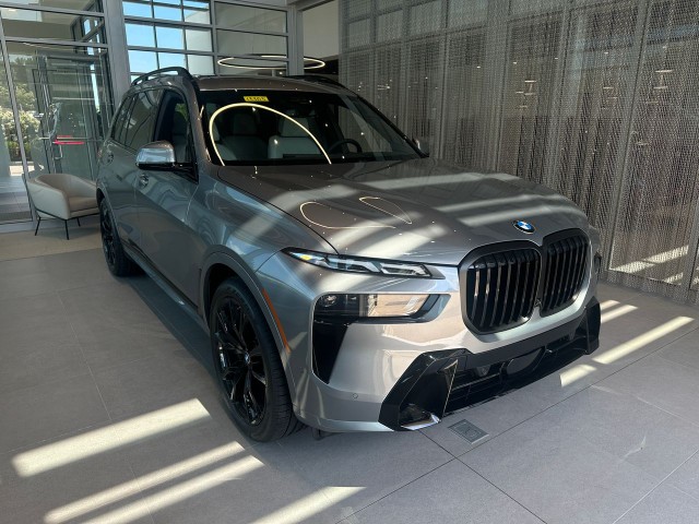 2026 BMW X7