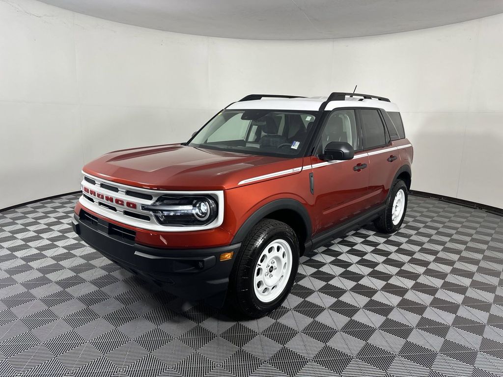 2024 Ford Bronco Sport Heritage photo 3