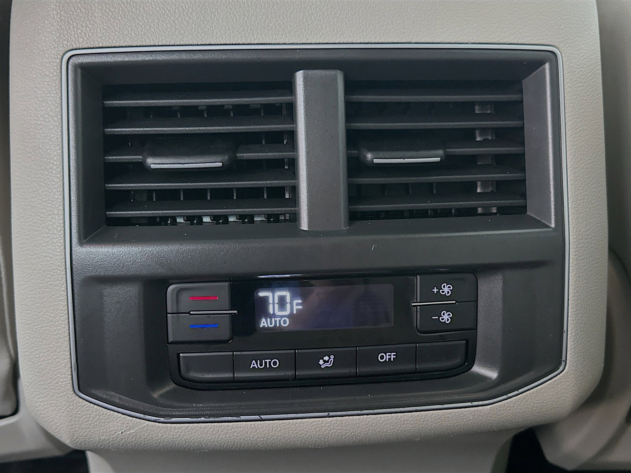 2019 Volkswagen Atlas V6 SEL photo 22