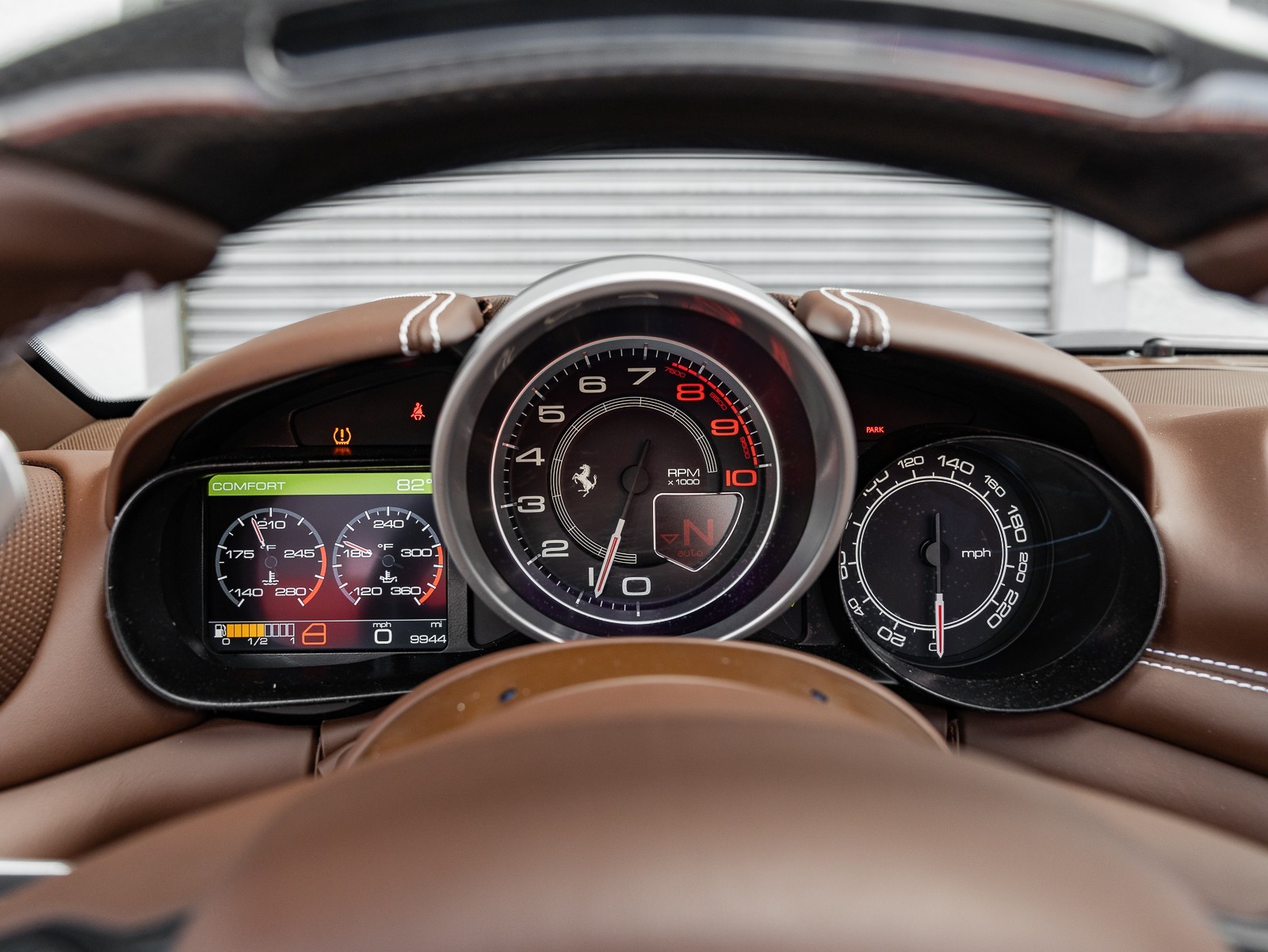 2015 Ferrari California T photo 42