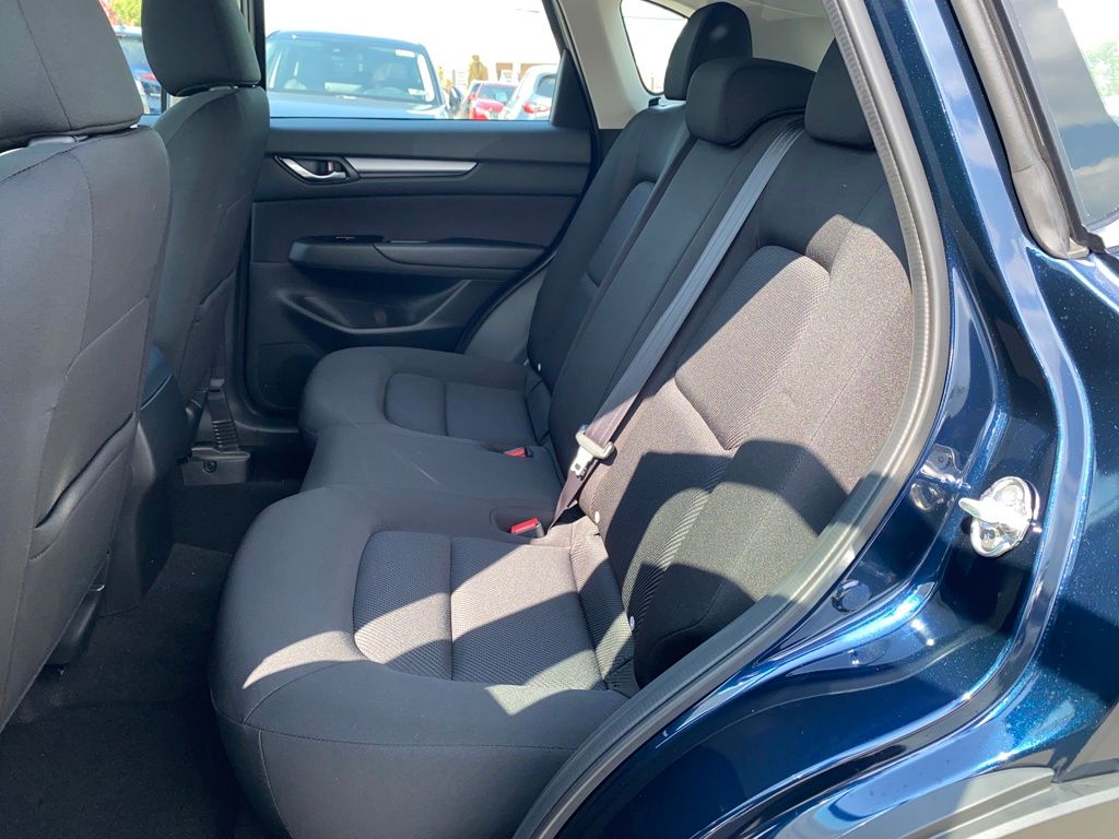 2024 Mazda CX-5 2.5 S Preferred photo 7