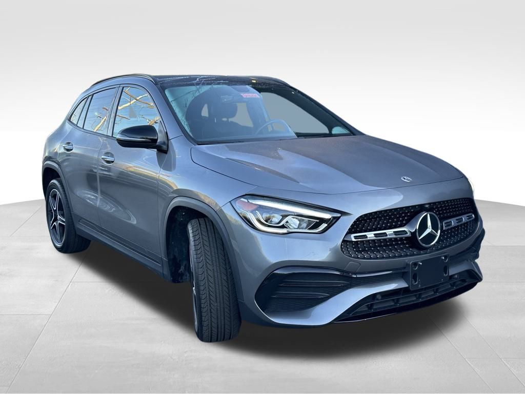 2023 Mercedes Benz GLA 250 4MATIC photo 3
