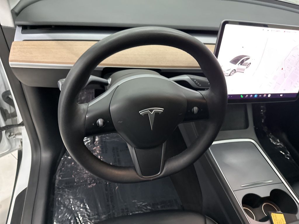 2021 Tesla Model Y Long Range photo 9