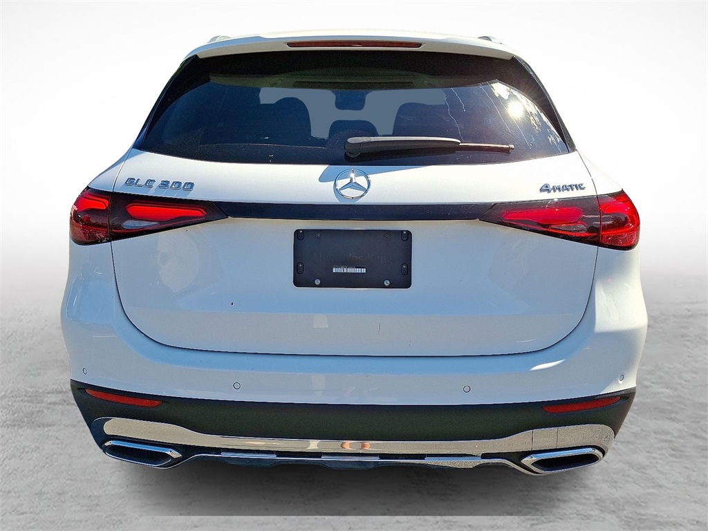 2024 Mercedes Benz GLC 300 4MATIC photo 4