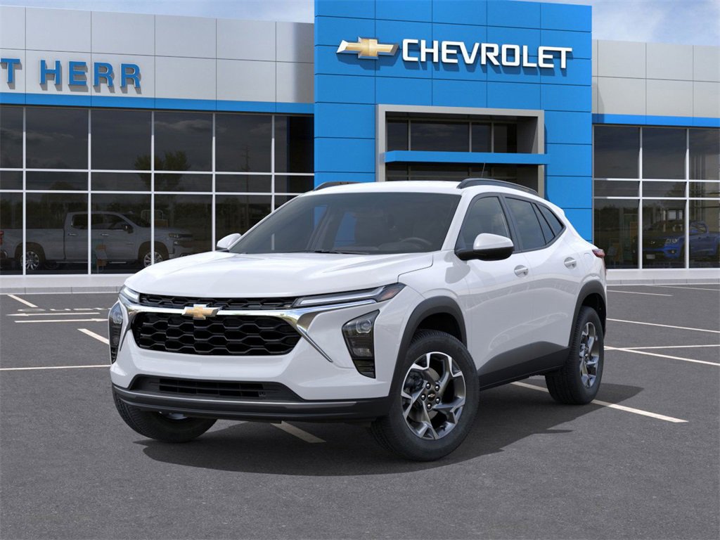 2025 Chevrolet Trax LT photo 5