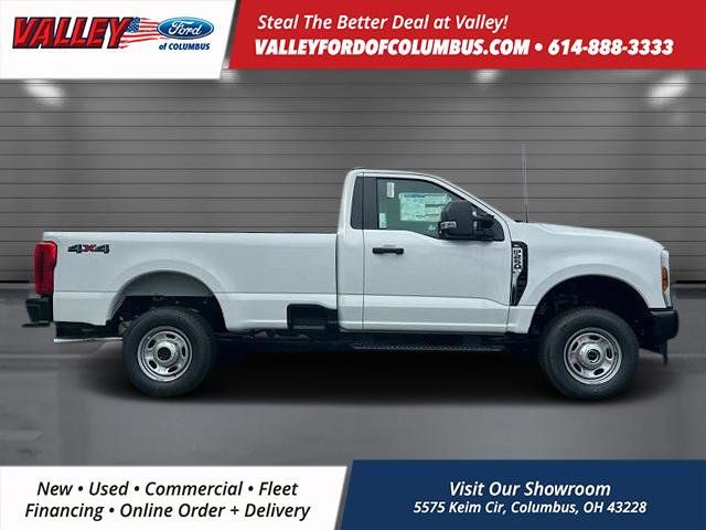 2025 Ford F-350 photo 2