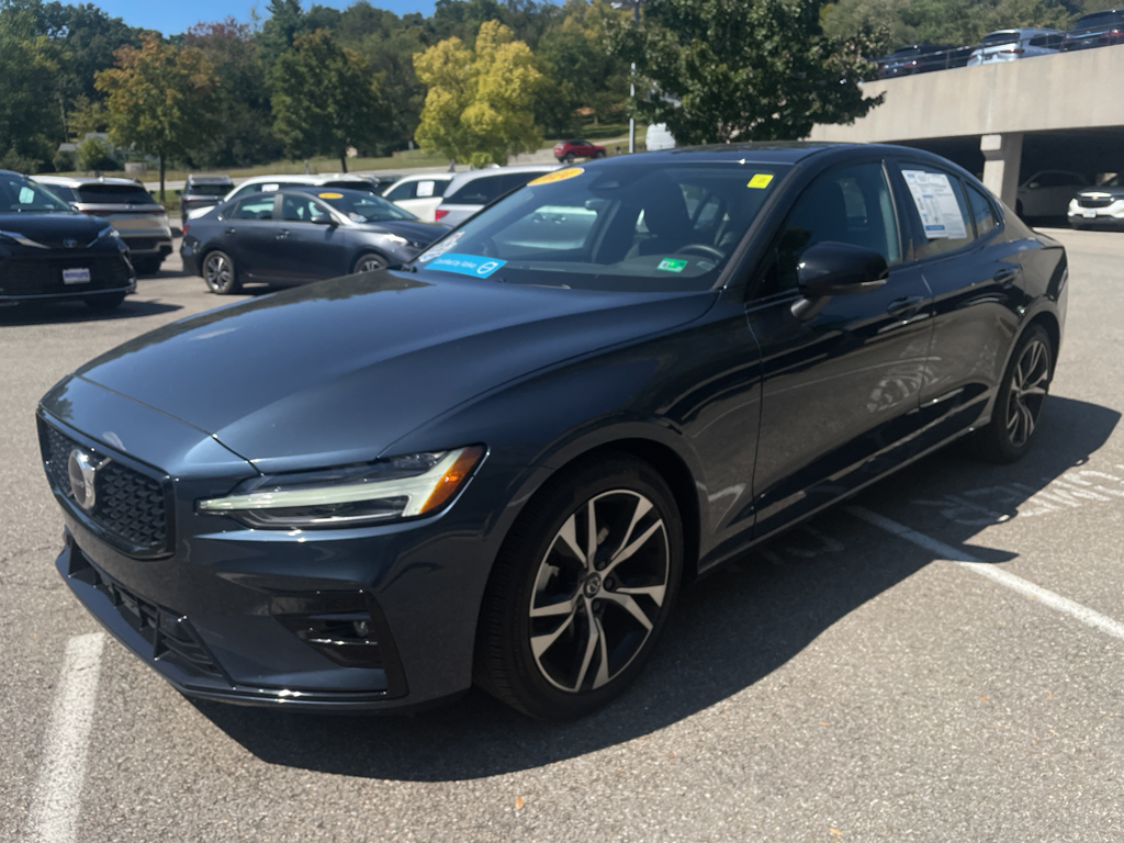 2024 Volvo S60 B5 Core photo 7