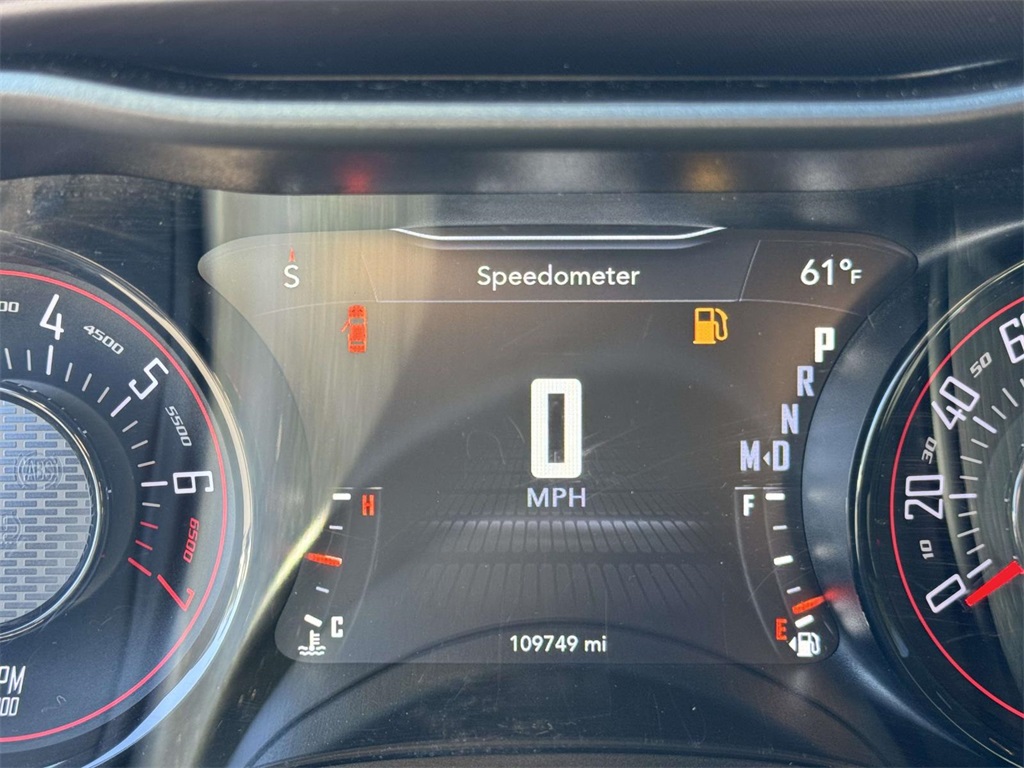 2020 Dodge Challenger SXT photo 25
